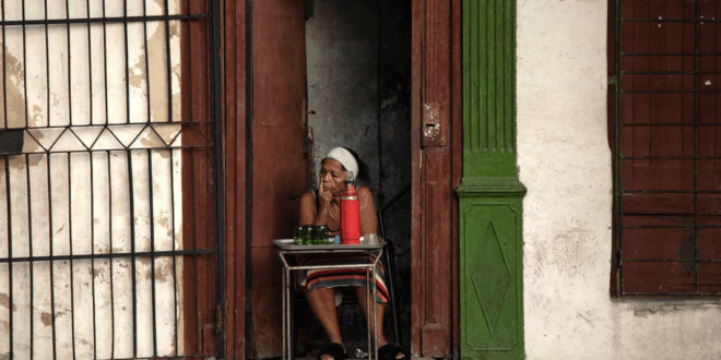 Radiografía de la vejez en Cuba: el 99% vive por debajo del umbral de subsistencia