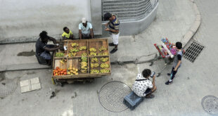 Cuando el régimen decide gravar el punto más débil de la cadena castiga la supervivencia económica de los trabajadores cubanos.