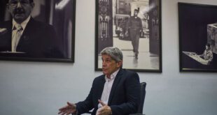 Negociar o hundirse: el dilema final del castrismo